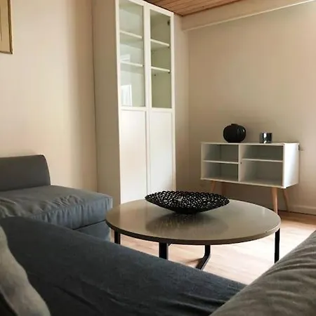 Lejlighed I Midtby - Taet Pa Alt *